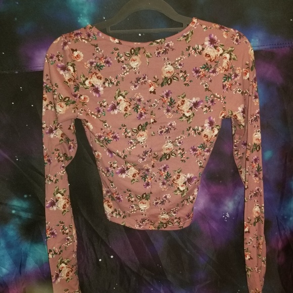 Crop top - Picture 3 of 3